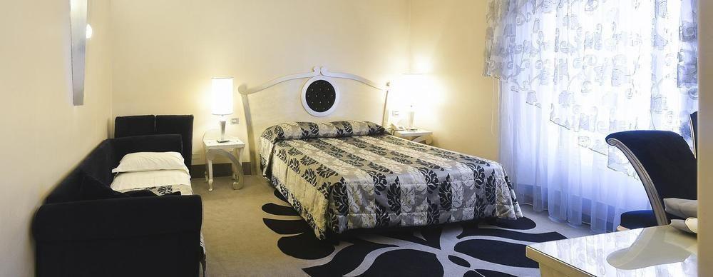 Zanhotel Tre Vecchi Bolonya Dış mekan fotoğraf