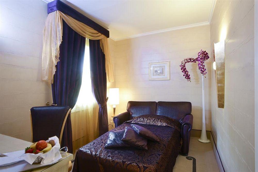 Zanhotel Tre Vecchi Bolonya Dış mekan fotoğraf