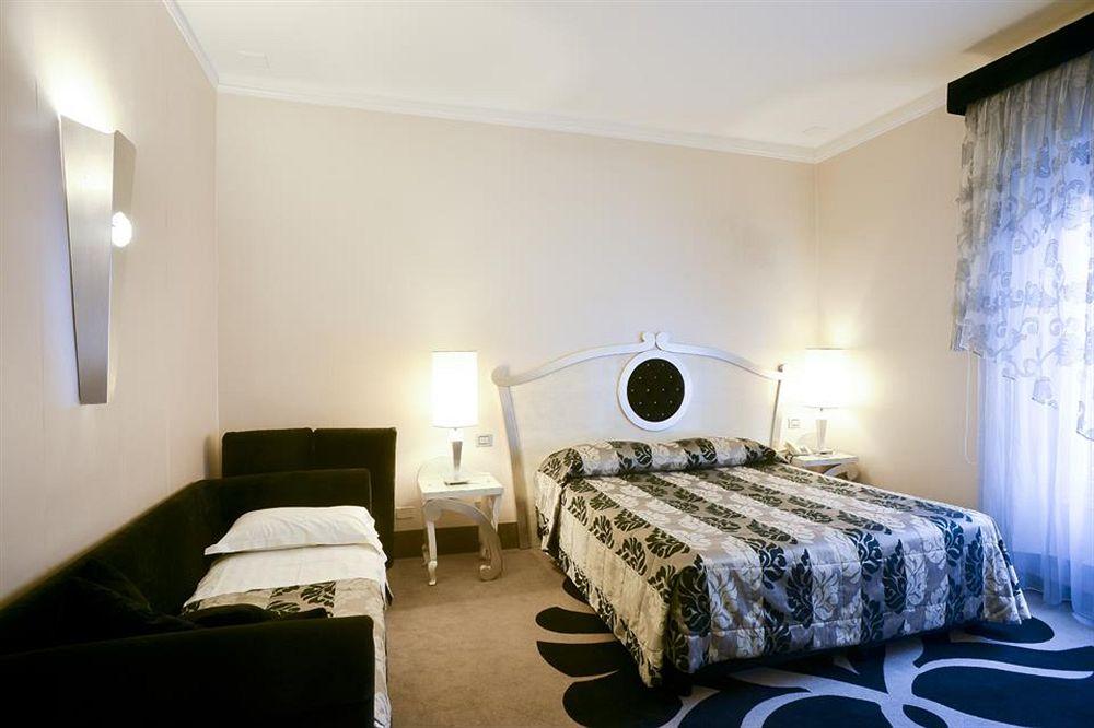 Zanhotel Tre Vecchi Bolonya Dış mekan fotoğraf