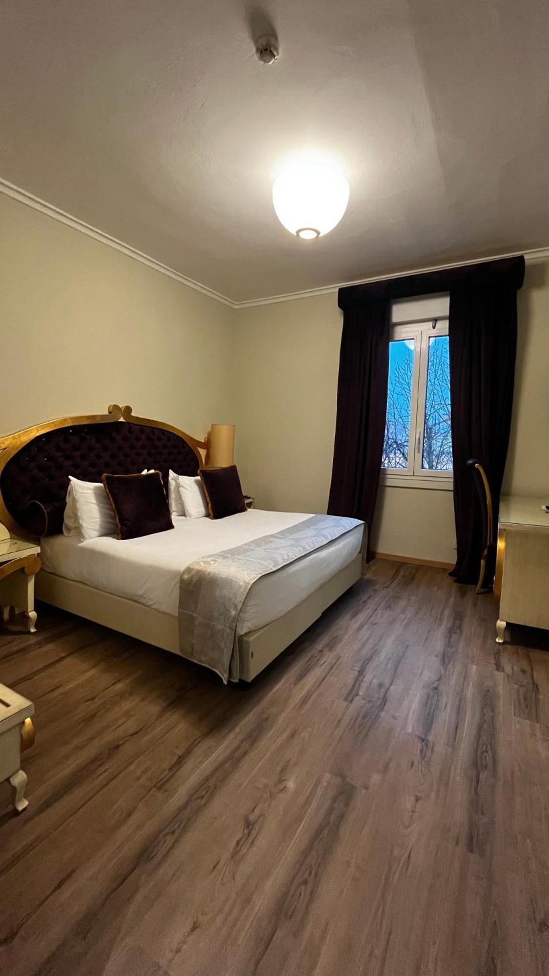 Zanhotel Tre Vecchi Bolonya Dış mekan fotoğraf