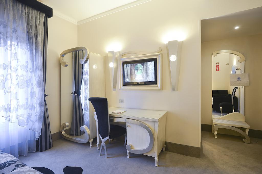 Zanhotel Tre Vecchi Bolonya Dış mekan fotoğraf