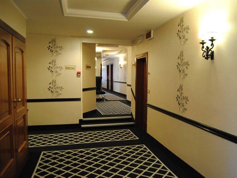 Zanhotel Tre Vecchi Bolonya Dış mekan fotoğraf